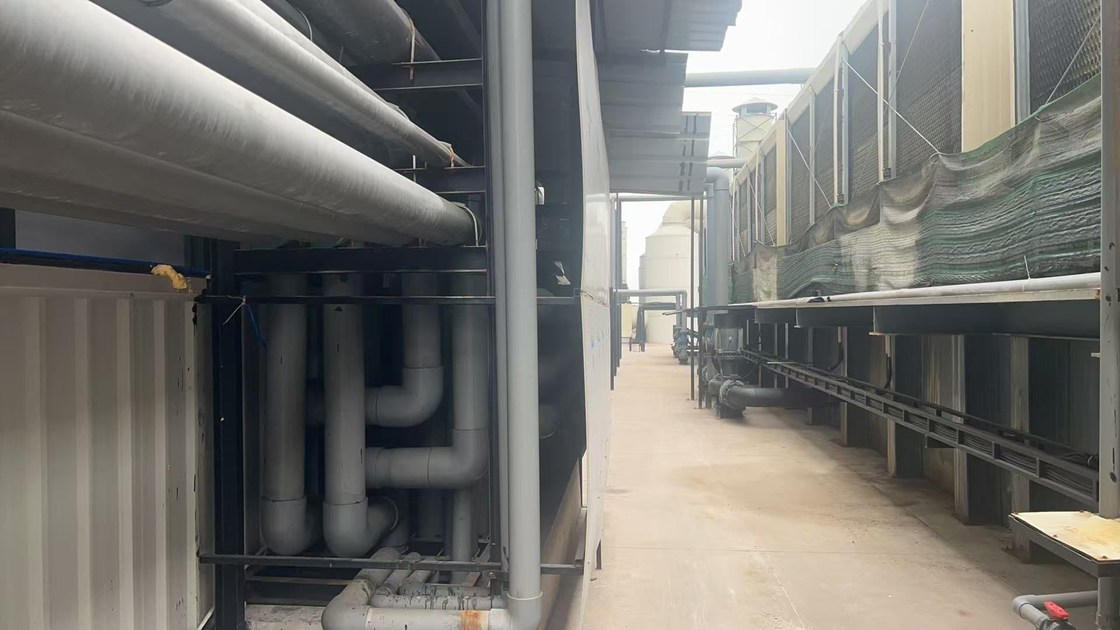 Full-Automatic Vertical Anodizing Production Line for Aluminum Profiles